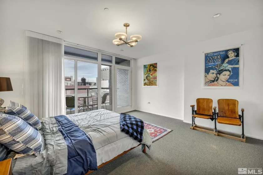 255 Sierra, Reno, Nevada 89501, 3 Bedrooms Bedrooms, ,4 BathroomsBathrooms,Residential,Residential,Sierra,250005249