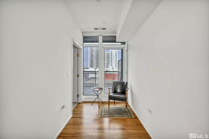 255 Sierra, Reno, Nevada 89501, 3 Bedrooms Bedrooms, ,4 BathroomsBathrooms,Residential,Residential,Sierra,250005249