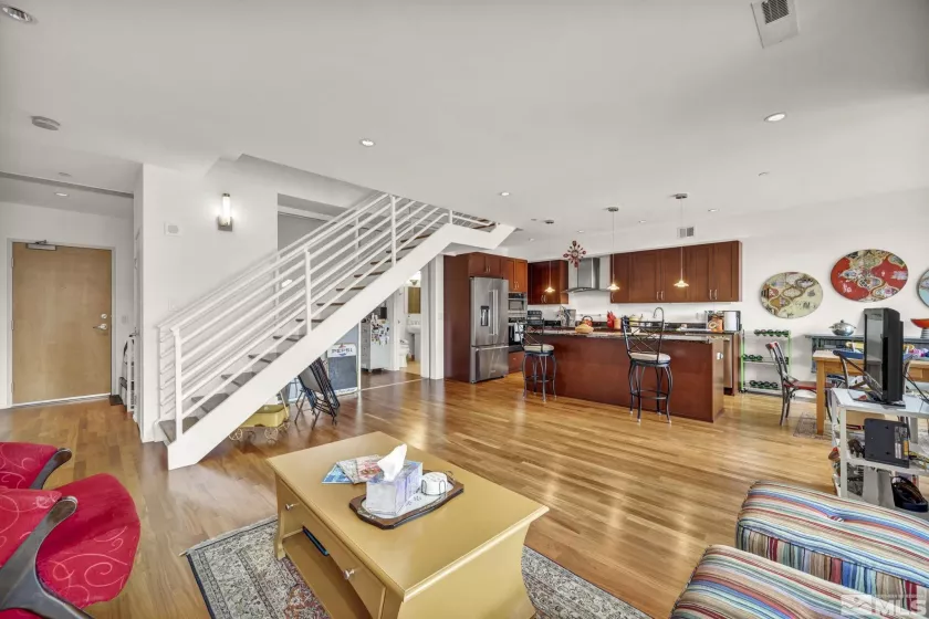 255 Sierra, Reno, Nevada 89501, 3 Bedrooms Bedrooms, ,4 BathroomsBathrooms,Residential,Residential,Sierra,250005249