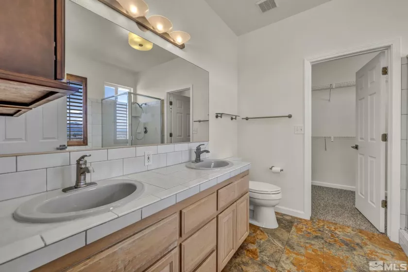 1568 Barker, Gardnerville, Nevada 89410, 5 Bedrooms Bedrooms, ,4 BathroomsBathrooms,Residential,Residential,Barker,250004026