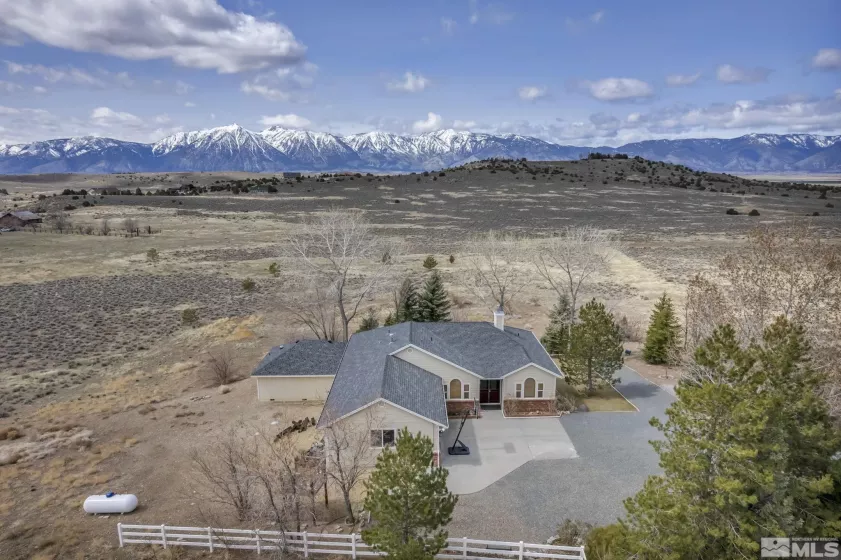1568 Barker, Gardnerville, Nevada 89410, 5 Bedrooms Bedrooms, ,4 BathroomsBathrooms,Residential,Residential,Barker,250004026