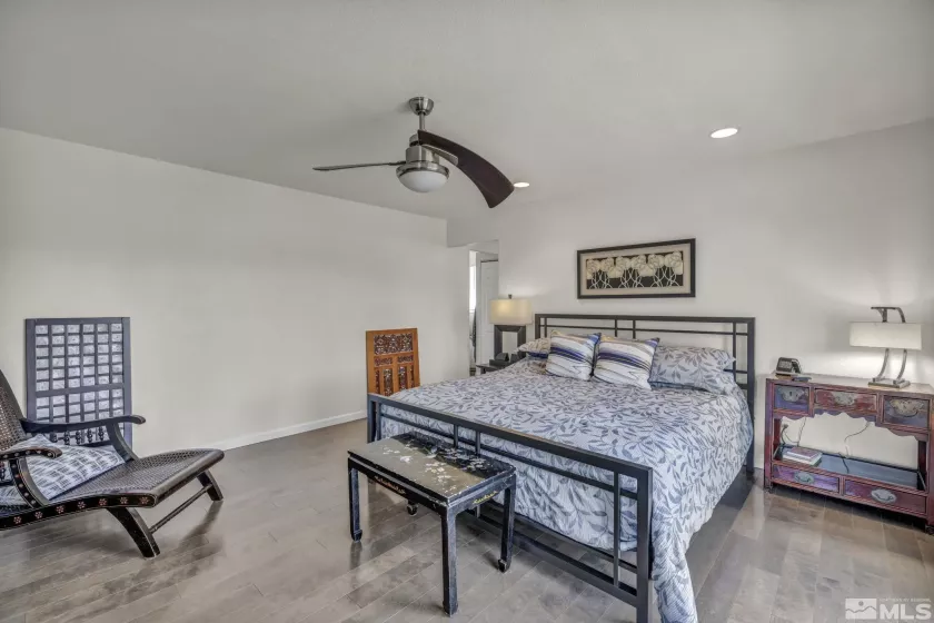 1568 Barker, Gardnerville, Nevada 89410, 5 Bedrooms Bedrooms, ,4 BathroomsBathrooms,Residential,Residential,Barker,250004026