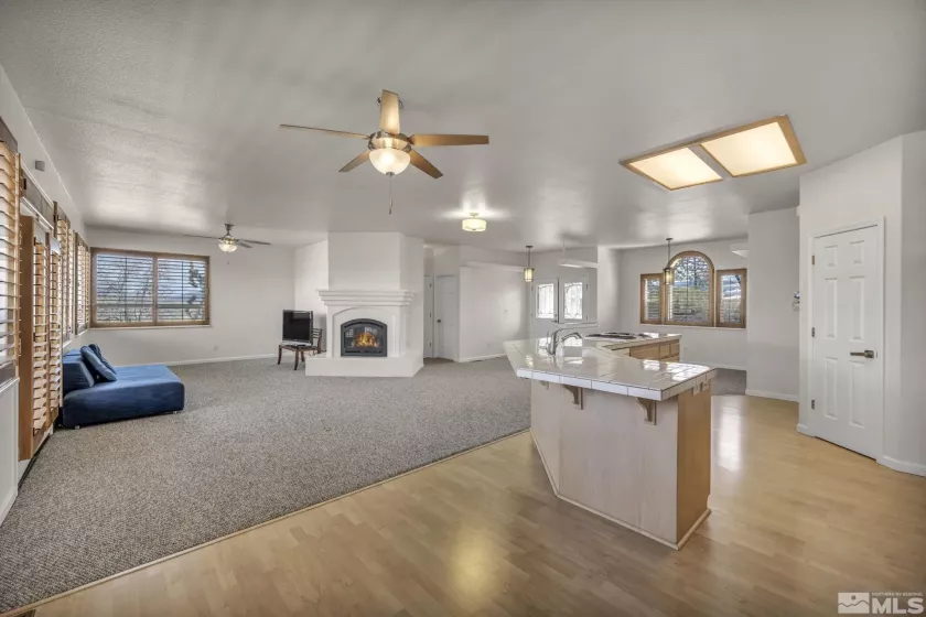 1568 Barker, Gardnerville, Nevada 89410, 5 Bedrooms Bedrooms, ,4 BathroomsBathrooms,Residential,Residential,Barker,250004026