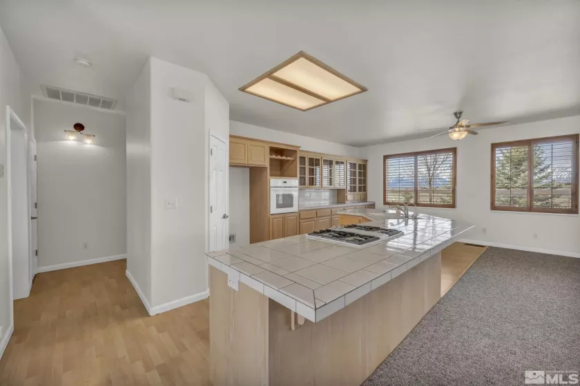1568 Barker, Gardnerville, Nevada 89410, 5 Bedrooms Bedrooms, ,4 BathroomsBathrooms,Residential,Residential,Barker,250004026