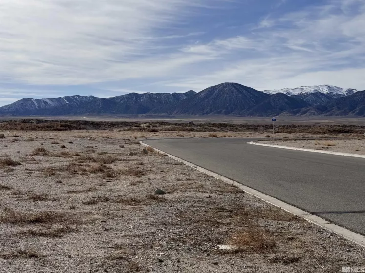 240 Sage, Hawthorne, Nevada 89415, ,Land,Residential,Sage,250002047