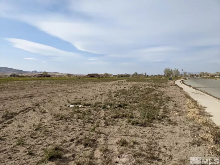 907 Whitacre, Yerington, Nevada 89447, ,Land,Residential,Whitacre,220005048