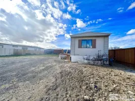 106 Manhattan, Battle Mountain, Nevada 89820, 2 Bedrooms Bedrooms, ,2 BathroomsBathrooms,Residential,Residential,Manhattan,240014026
