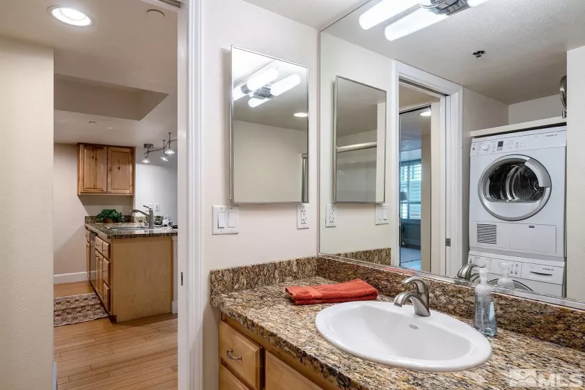 450 Arlington, Reno, Nevada 89503, 1 Bedroom Bedrooms, ,1 BathroomBathrooms,Residential,Residential,Arlington,240013825