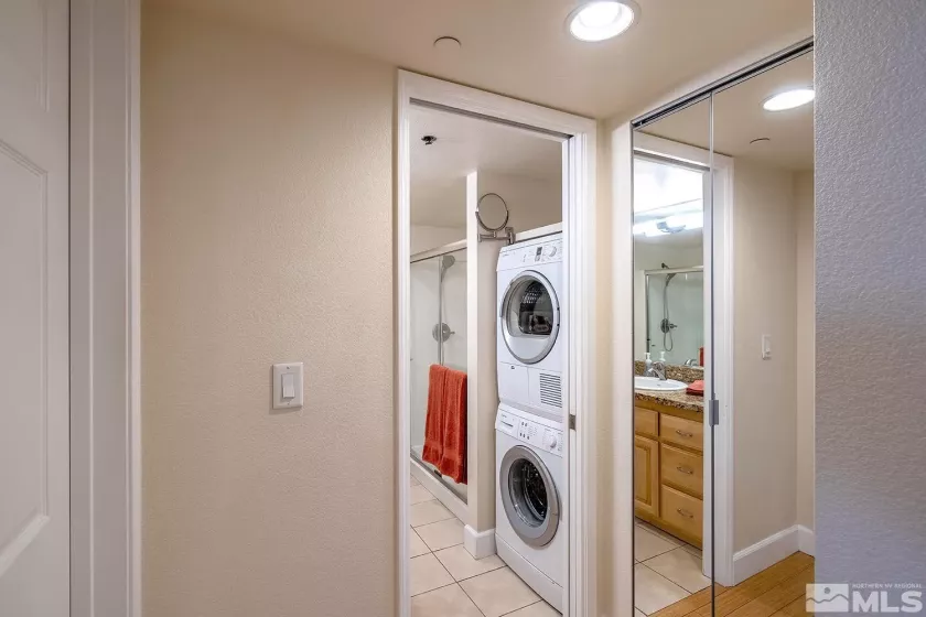 450 Arlington, Reno, Nevada 89503, 1 Bedroom Bedrooms, ,1 BathroomBathrooms,Residential,Residential,Arlington,240013825