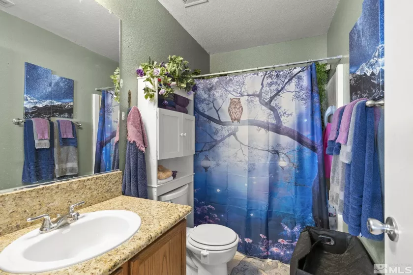 8921 Kemmer, Reno, Nevada 89506, 4 Bedrooms Bedrooms, ,2 BathroomsBathrooms,Residential,Residential,Kemmer,240011068
