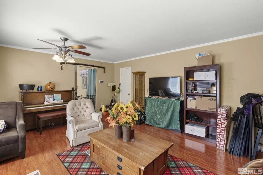 8921 Kemmer, Reno, Nevada 89506, 4 Bedrooms Bedrooms, ,2 BathroomsBathrooms,Residential,Residential,Kemmer,240011068