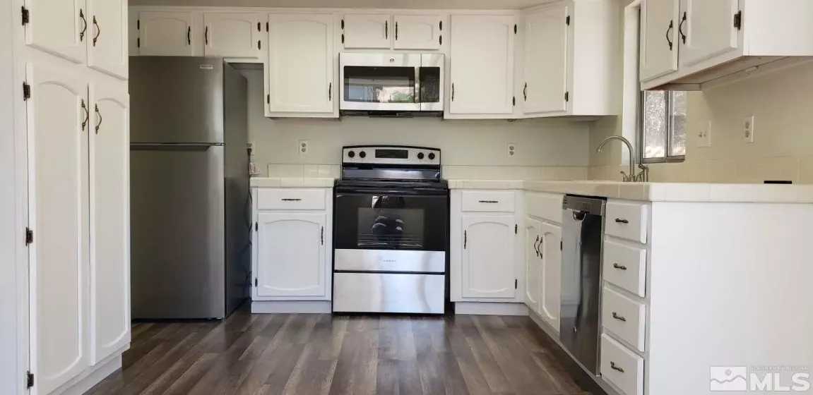 1850 Del Rosa, Sparks, Nevada 89434, 3 Bedrooms Bedrooms, ,2 BathroomsBathrooms,Residential,Residential,Del Rosa,240011282