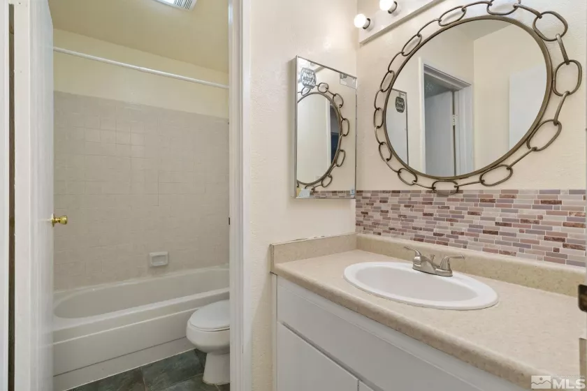 2450 Lymbery, Reno, Nevada 89509, 2 Bedrooms Bedrooms, ,1 BathroomBathrooms,Residential,Residential,Lymbery,240009413