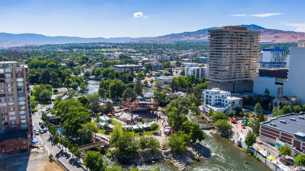 200 2nd, Reno, Nevada 89501, 2 Bedrooms Bedrooms, ,3 BathroomsBathrooms,Residential,Residential,2nd,240007917
