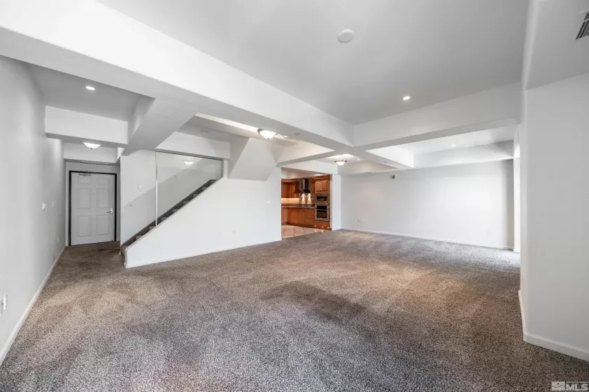 200 2nd, Reno, Nevada 89501, 2 Bedrooms Bedrooms, ,3 BathroomsBathrooms,Residential,Residential,2nd,240007917