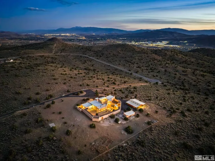 2000 Fantasy, Sparks, Nevada 89441, 5 Bedrooms Bedrooms, ,5 BathroomsBathrooms,Residential,Residential,Fantasy,240007719