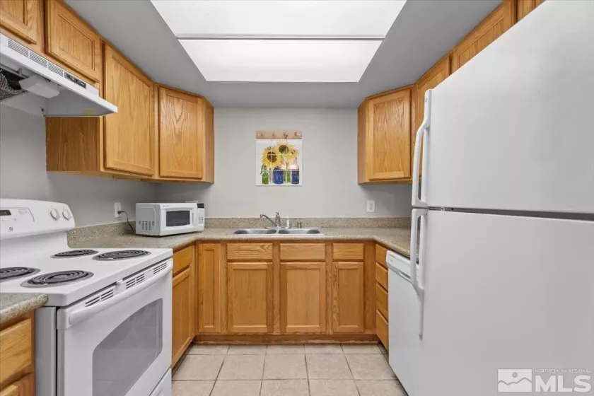 59 Vista Rafael, Reno, Nevada 89503, 2 Bedrooms Bedrooms, ,2 BathroomsBathrooms,Residential,Residential,Vista Rafael,240007265