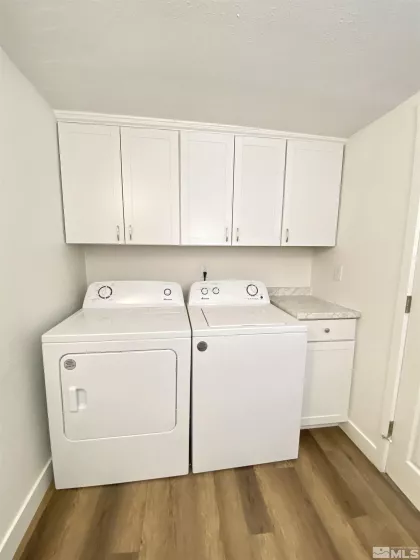 1213 H, Sparks, Nevada 89431, 3 Bedrooms Bedrooms, ,3 BathroomsBathrooms,Residential,Residential,H,240004040