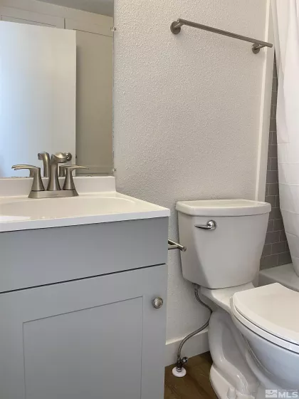 1213 H, Sparks, Nevada 89431, 3 Bedrooms Bedrooms, ,3 BathroomsBathrooms,Residential,Residential,H,240004040