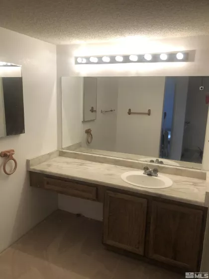 147 Vista Rafael, Reno, Nevada 89503, 1 Bedroom Bedrooms, ,1 BathroomBathrooms,Residential,Residential,Vista Rafael,230003164