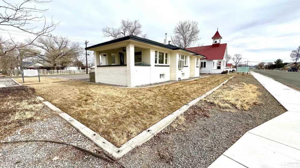 376 Broad, Battle Mountain, Nevada 89820, 3 Bedrooms Bedrooms, ,1 BathroomBathrooms,Residential,Residential,Broad,250001863