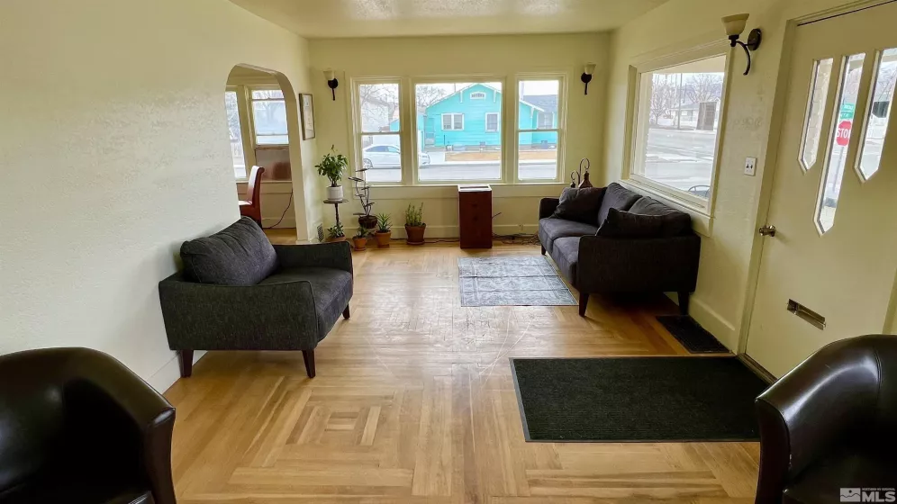 376 Broad, Battle Mountain, Nevada 89820, 3 Bedrooms Bedrooms, ,1 BathroomBathrooms,Residential,Residential,Broad,250001863