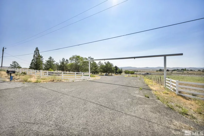 12700 Red Rock, Reno, Nevada 89508, 5 Bedrooms Bedrooms, ,3 BathroomsBathrooms,Residential,Residential,Red Rock,250001843