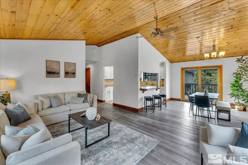 754 Tuolumne, South Lake Tahoe, California 96150, 4 Bedrooms Bedrooms, ,2 BathroomsBathrooms,Residential,Residential,Tuolumne,250001839