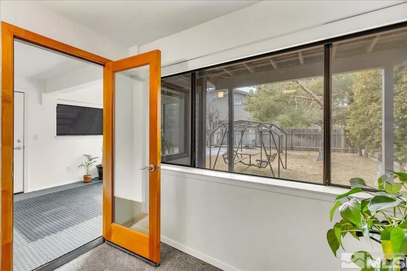 754 Tuolumne, South Lake Tahoe, California 96150, 4 Bedrooms Bedrooms, ,2 BathroomsBathrooms,Residential,Residential,Tuolumne,250001839