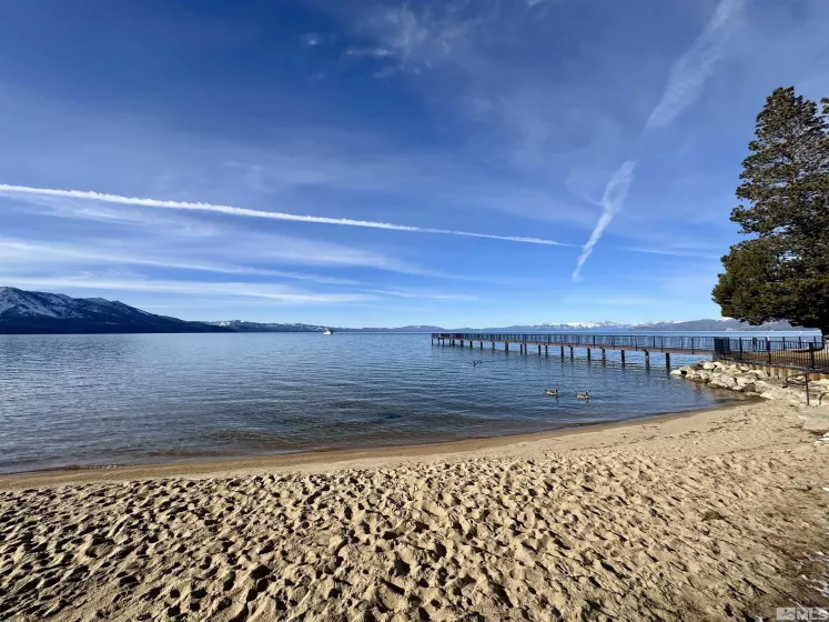 754 Tuolumne, South Lake Tahoe, California 96150, 4 Bedrooms Bedrooms, ,2 BathroomsBathrooms,Residential,Residential,Tuolumne,250001839