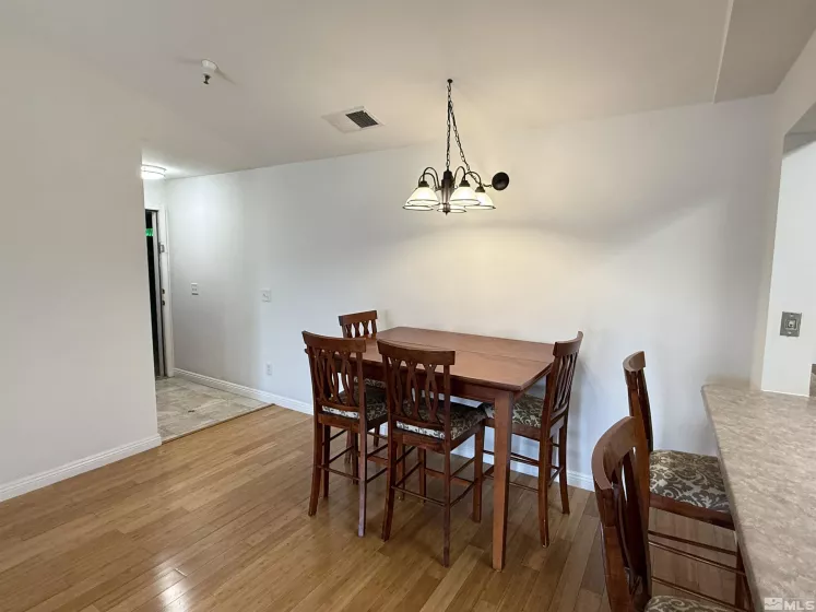 200 Talus, Reno, Nevada 89503, 2 Bedrooms Bedrooms, ,2 BathroomsBathrooms,Residential,Residential,Talus,250001878