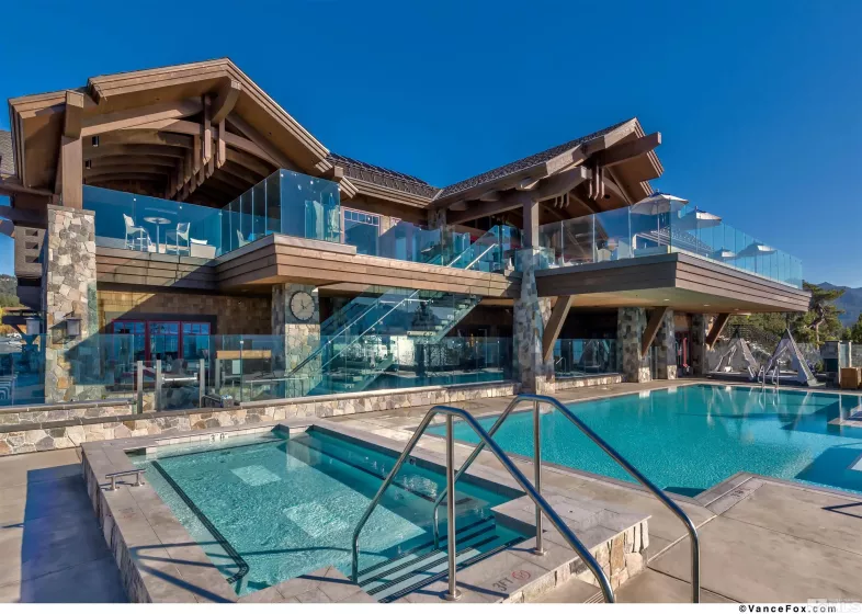 33 Beach Club, Stateline, Nevada 89449, 2 Bedrooms Bedrooms, ,2 BathroomsBathrooms,Residential,Residential,Beach Club,250001717
