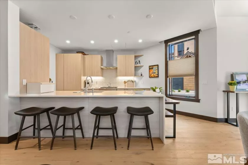 33 Beach Club, Stateline, Nevada 89449, 2 Bedrooms Bedrooms, ,2 BathroomsBathrooms,Residential,Residential,Beach Club,250001717