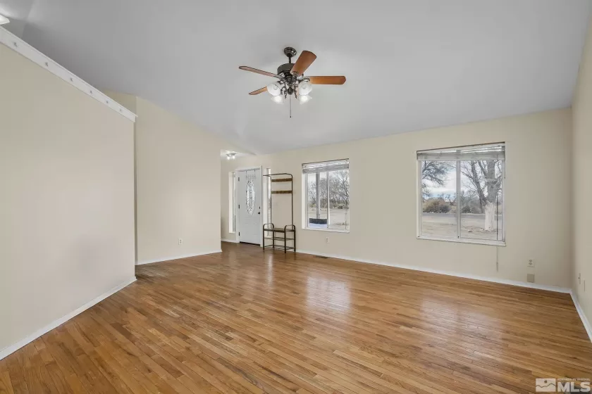 2106 Gummow, Fallon, Nevada 89406, 4 Bedrooms Bedrooms, ,3 BathroomsBathrooms,Residential,Residential,Gummow,250001511