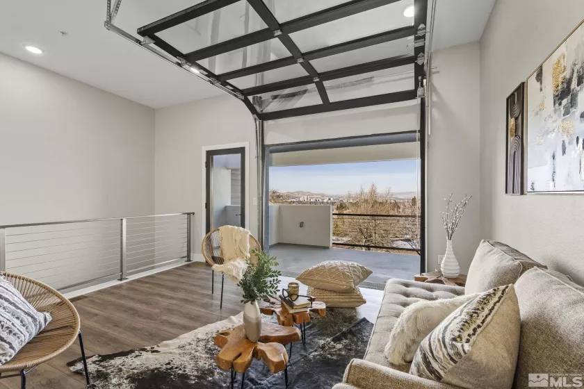 3088 Cashill, Reno, Nevada 89509, 2 Bedrooms Bedrooms, ,3 BathroomsBathrooms,Residential,Residential,Cashill,250000863