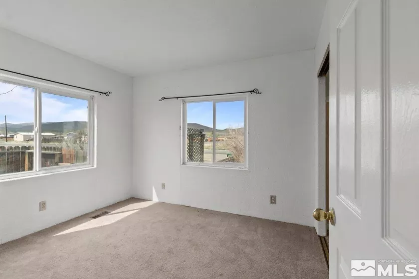 2760 Winnemucca, Silver Springs, Nevada 89429, 3 Bedrooms Bedrooms, ,2 BathroomsBathrooms,Residential,Residential,Winnemucca,250000753