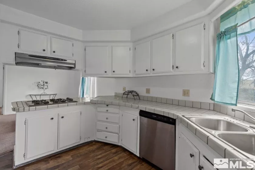 2760 Winnemucca, Silver Springs, Nevada 89429, 3 Bedrooms Bedrooms, ,2 BathroomsBathrooms,Residential,Residential,Winnemucca,250000753