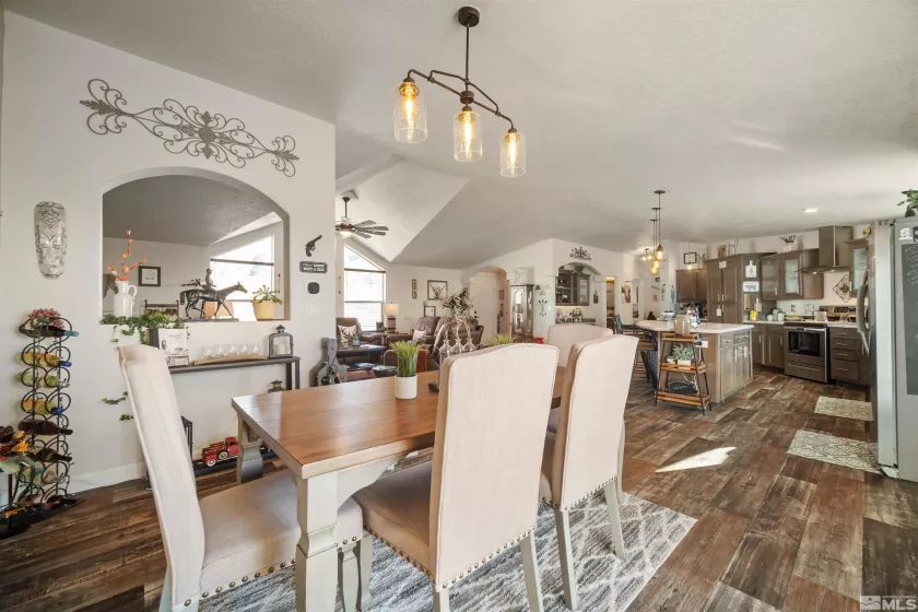 12710 Carson, Lovelock, Nevada 89419, 3 Bedrooms Bedrooms, ,2 BathroomsBathrooms,Residential,Residential,Carson,250000720
