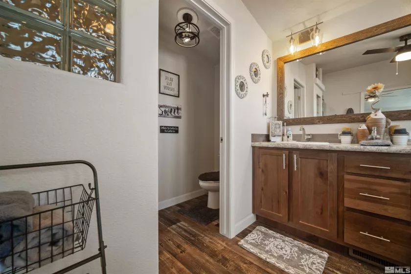 12710 Carson, Lovelock, Nevada 89419, 3 Bedrooms Bedrooms, ,2 BathroomsBathrooms,Residential,Residential,Carson,250000720