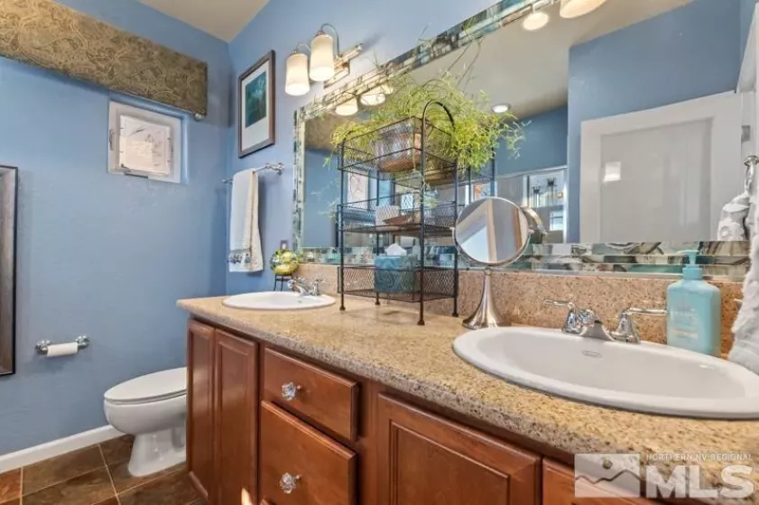 1039 Peach Blossom, Sparks, Nevada 89436, 3 Bedrooms Bedrooms, ,3 BathroomsBathrooms,Residential,Residential,Peach Blossom,250000426
