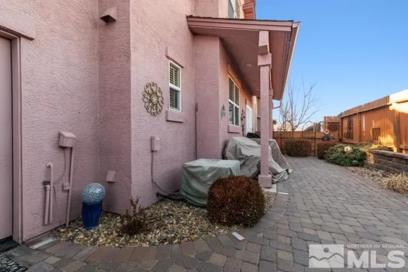 1039 Peach Blossom, Sparks, Nevada 89436, 3 Bedrooms Bedrooms, ,3 BathroomsBathrooms,Residential,Residential,Peach Blossom,250000426