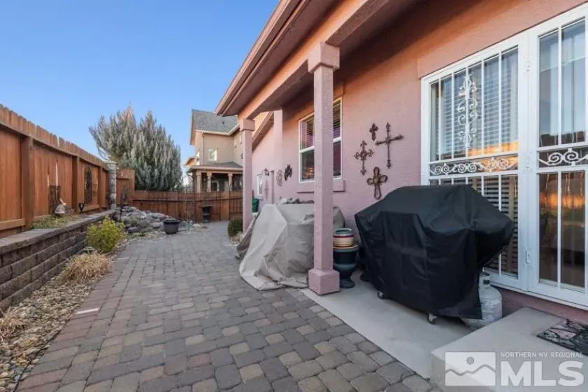 1039 Peach Blossom, Sparks, Nevada 89436, 3 Bedrooms Bedrooms, ,3 BathroomsBathrooms,Residential,Residential,Peach Blossom,250000426