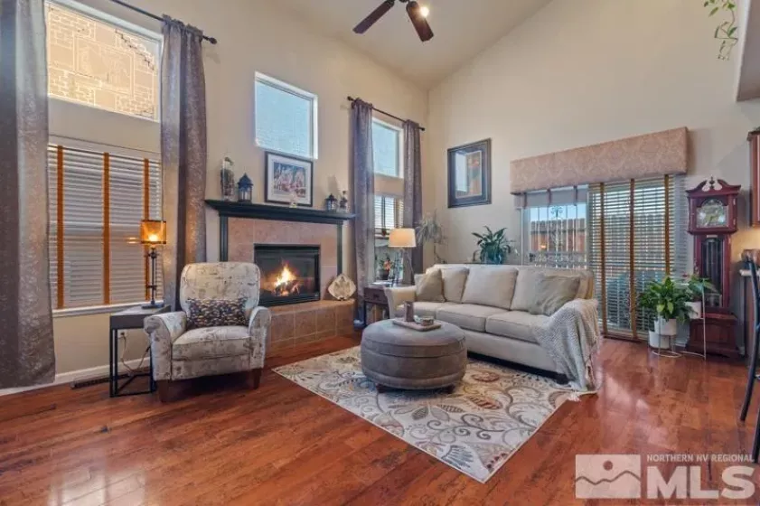 1039 Peach Blossom, Sparks, Nevada 89436, 3 Bedrooms Bedrooms, ,3 BathroomsBathrooms,Residential,Residential,Peach Blossom,250000426