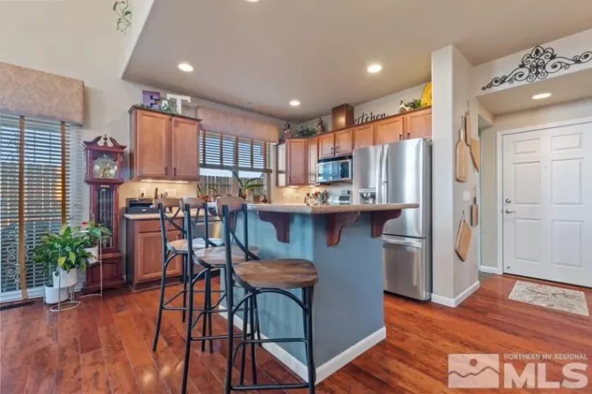 1039 Peach Blossom, Sparks, Nevada 89436, 3 Bedrooms Bedrooms, ,3 BathroomsBathrooms,Residential,Residential,Peach Blossom,250000426