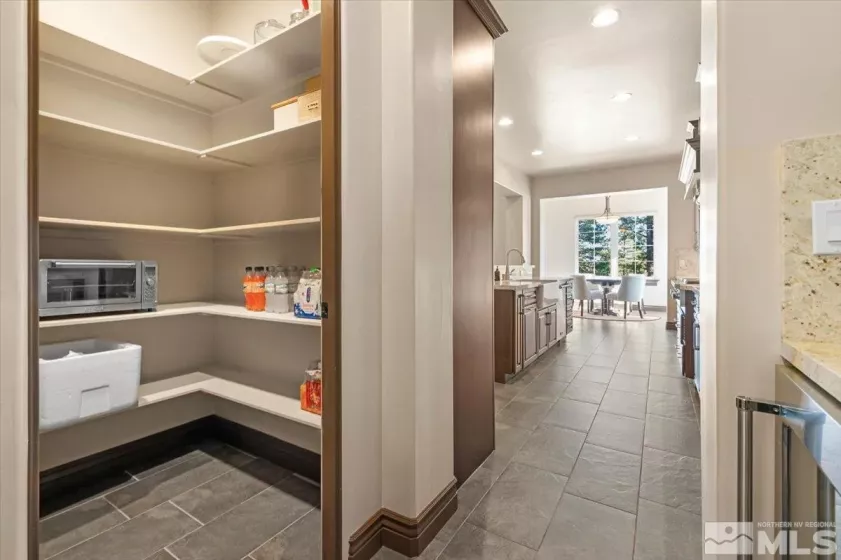 20680 Parc Foret, Reno, Nevada 89511, 4 Bedrooms Bedrooms, ,5 BathroomsBathrooms,Residential,Residential,Parc Foret,250000444