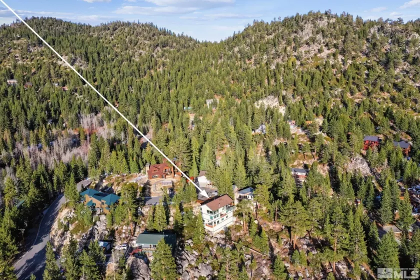 332 Barton, Stateline, Nevada 89449, 6 Bedrooms Bedrooms, ,4 BathroomsBathrooms,Residential,Residential,Barton,250000300