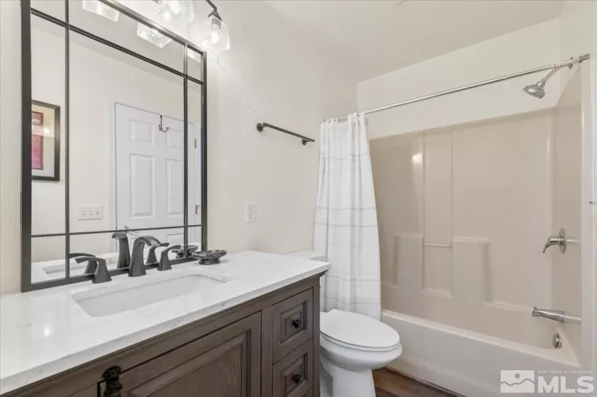 17215 Big Pine, Reno, Nevada 89511, 6 Bedrooms Bedrooms, ,5 BathroomsBathrooms,Residential,Residential,Big Pine,240013624