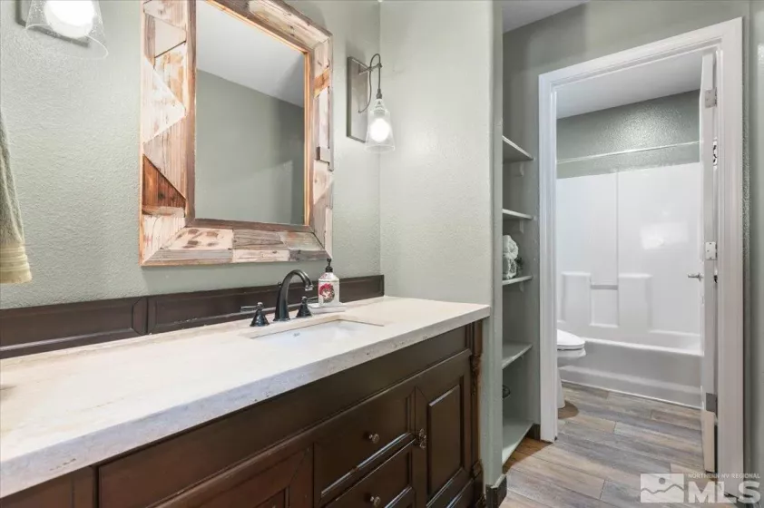 17215 Big Pine, Reno, Nevada 89511, 6 Bedrooms Bedrooms, ,5 BathroomsBathrooms,Residential,Residential,Big Pine,240013624