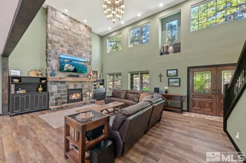 17215 Big Pine, Reno, Nevada 89511, 6 Bedrooms Bedrooms, ,5 BathroomsBathrooms,Residential,Residential,Big Pine,240013624