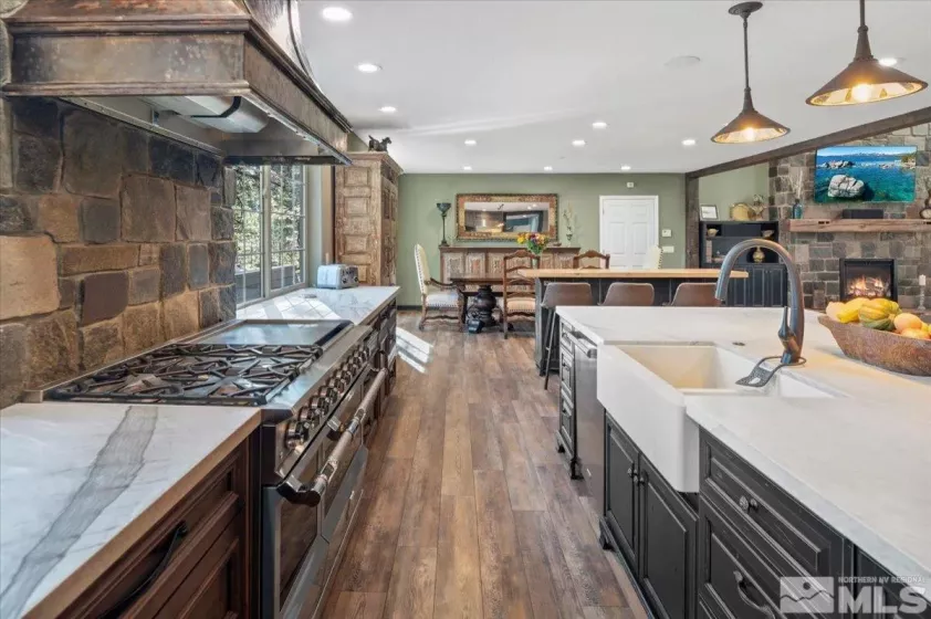 17215 Big Pine, Reno, Nevada 89511, 6 Bedrooms Bedrooms, ,5 BathroomsBathrooms,Residential,Residential,Big Pine,240013624